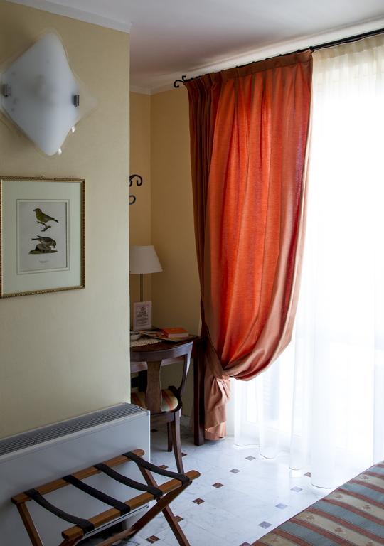Le Ville Relais La Spezia Bagian luar foto