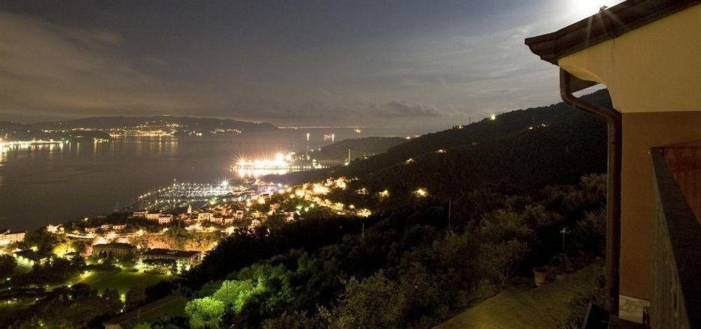 Le Ville Relais La Spezia Bagian luar foto