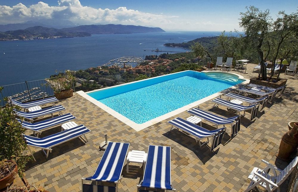 Le Ville Relais La Spezia Bagian luar foto
