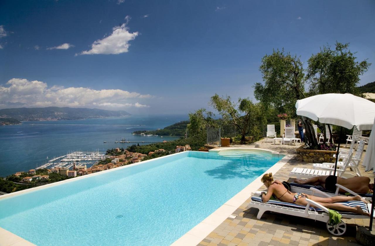 Le Ville Relais La Spezia Bagian luar foto